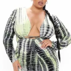 Fashion Nova Watch Me Ruche Tie Dye Mini Dress - Green 28 Fashion Nova Watch Me Ruche Tie Dye Mini Dress - Green -Fashion Nova Dresses Shop 02 15 21Studio4 MS T 15 11 12 71 D1440 Green 52963 PLUS JK