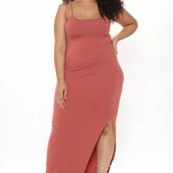 Fashion Nova True Story Maxi Dress - Marsala -Fashion Nova Dresses Shop 02 16 21Studio3 RT ON 13 49 50 52 JD43093 Marsala 0640 PLUS RG