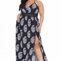 Fashion Nova Holy Slit Dress - Navy 26 Fashion Nova Holy Slit Dress - Navy -Fashion Nova Dresses Shop 02 26 21Studio3 MS JH 12 09 38 60 MA8116 Navy 0533 PLUS KL