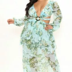 Fashion Nova Garden Kisses Maxi Dress - Turquoise 16 Fashion Nova Garden Kisses Maxi Dress - Turquoise -Fashion Nova Dresses Shop 03 01 22Studio2 CE LT 10 33 33 18 LD7072 Turquoise 0300 PLUS KL