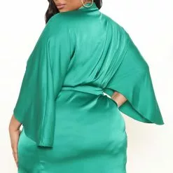 Fashion Nova Satin Cutie Mini Dress - Kelly Green -Fashion Nova Dresses Shop 03 01 22Studio2 CE LT 13 06 46 41 IMD61164 Kellygreen 0511 PLUS EH