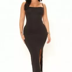 Fashion Nova Olivia Maxi Dress - Black