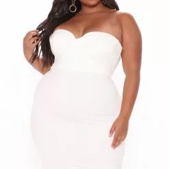 Fashion Nova Little Goddess Midi Dress - White -Fashion Nova Dresses Shop 03 11 21Studio3 DM JH 11 18 44 23 SK0010 White PLUS 0090 EH