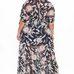 Fashion Nova Farrah Floral Maxi Dress - Navy/combo -Fashion Nova Dresses Shop 03 26 21Studio3 RT SD 10 05 27 16 DM1885 Navycombo 0656 PLUS RA