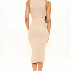 Fashion Nova Come Closer Midi Dress - Mocha -Fashion Nova Dresses Shop 03 30 22Studio2 RT RL 15 58 42 69 JD45646 Mocha 14021 EH