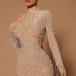 Fashion Nova Belinda Embellished Mini Dress - Nude 9 Fashion Nova Belinda Embellished Mini Dress - Nude -Fashion Nova Dresses Shop 04 07 22Studio5 ME KP 09 02 22 3 B09982 Nude 0051 KL