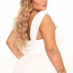 Fashion Nova Emmalyn Ruched Midi Dress - White 17 Fashion Nova Emmalyn Ruched Midi Dress - White -Fashion Nova Dresses Shop 05 03 22Studio1 KJ AC 13 55 34 36 FS22A069 White 2782 PLUS PB