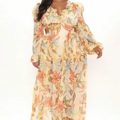 Fashion Nova Ready For Hawaii Maxi Dress - Yellow/combo -Fashion Nova Dresses Shop 05 04 21Studio1 ME RL 09 50 48 13 SD3100520FN Yellowcombo 4279 PLUS KL