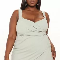 Fashion Nova Fifth Avenue Maxi Dress - Sage -Fashion Nova Dresses Shop 05 09 22Studio2 MS DJ 14 12 28 46 FS22A083 Sage 1562 PLUS WG