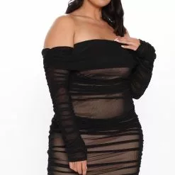Fashion Nova Ready In A Ruched Off Shoulder Midi Dress - Black -Fashion Nova Dresses Shop 05 12 20Studio4 MS CA 14 05 57 55 72844 Black PLUS KL