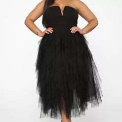 Fashion Nova Caught My Eye Tube Maxi Dress - Black 20 Fashion Nova Caught My Eye Tube Maxi Dress - Black -Fashion Nova Dresses Shop 05 22 19 Studio 4 JP 12 01 26 29 BD1452 Black 2197 KL scaled