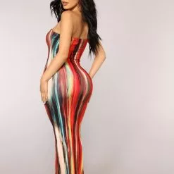 Fashion Nova Work Of Art Dress - Red/Multi -Fashion Nova Dresses Shop 05 23 18 Stduio1 D6463D Red0492 scaled