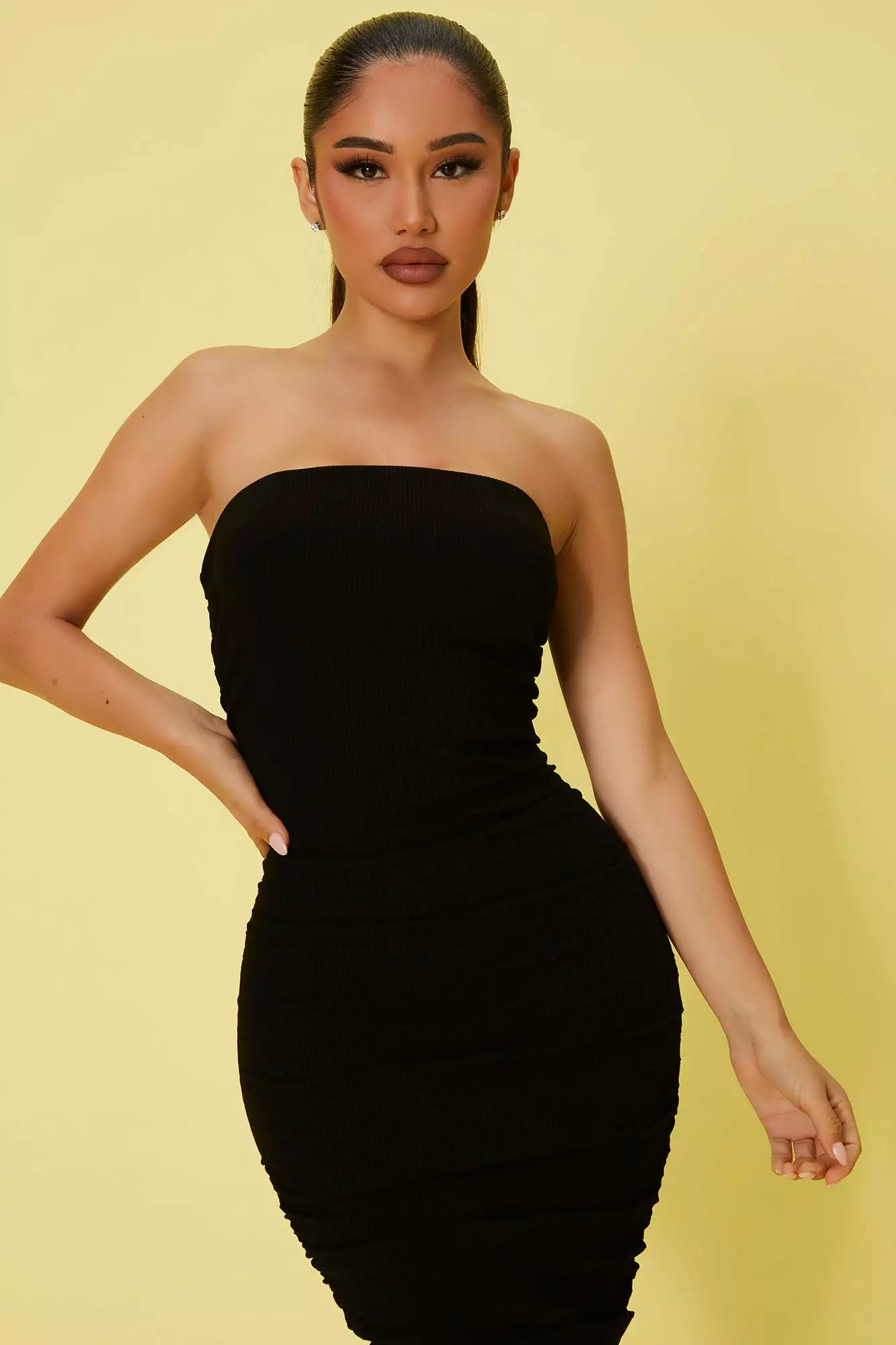 Fashion Nova Roxy Ruched Snatched Dress - Black 5 Fashion Nova Roxy Ruched Snatched Dress - Black - Image 3