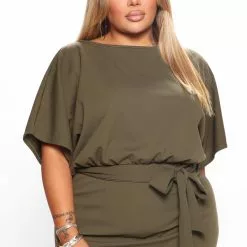 Fashion Nova Please Hold Midi Dress - Olive 15 Fashion Nova Please Hold Midi Dress - Olive -Fashion Nova Dresses Shop 06 13 22Studio2 RT KJ 11 26 06 19 D2899 Olive 0759 PLUS JB
