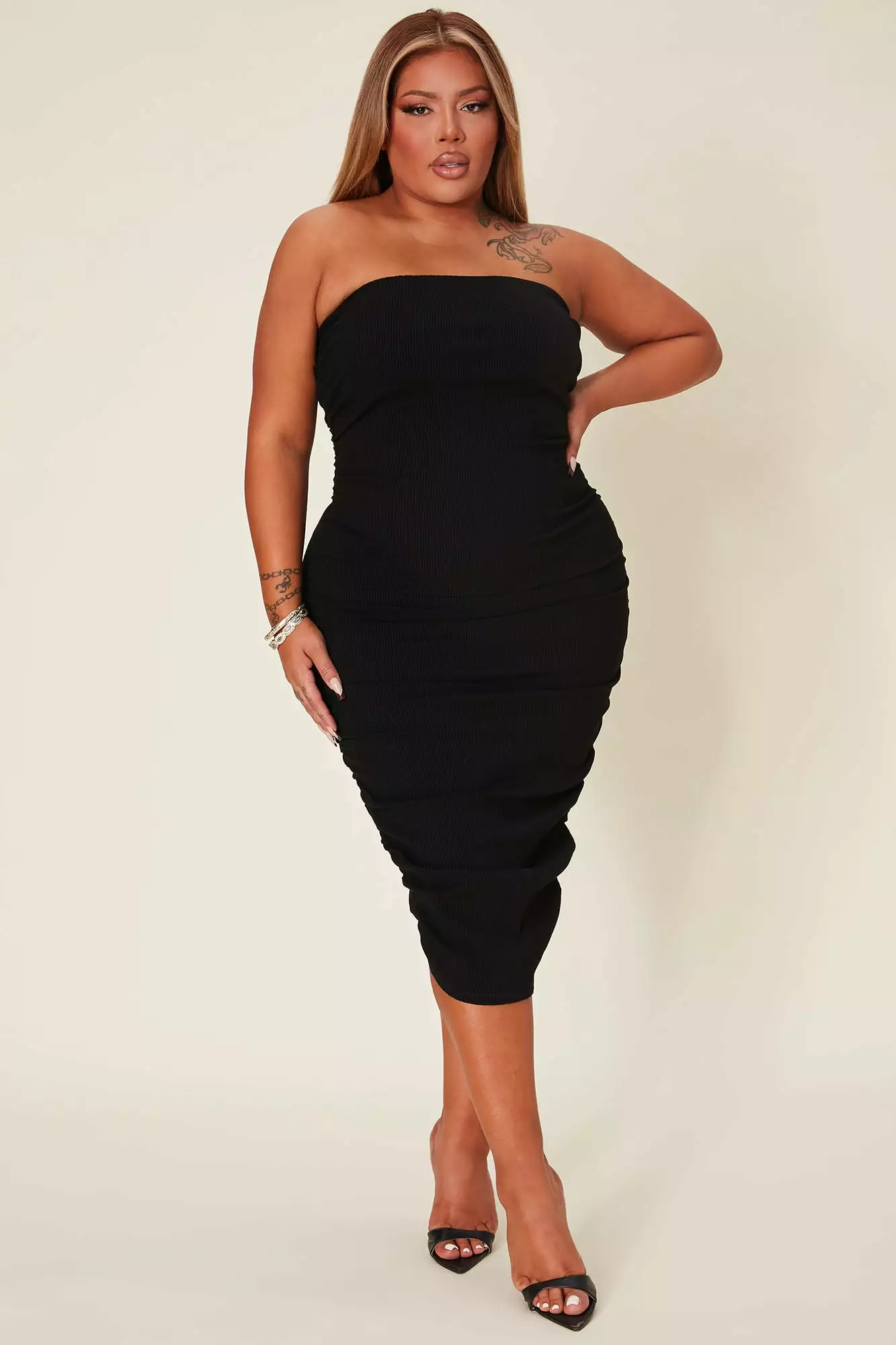 Fashion Nova Roxy Ruched Snatched Dress - Black 8 Fashion Nova Roxy Ruched Snatched Dress - Black - Image 6