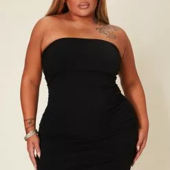 Fashion Nova Roxy Ruched Snatched Dress - Black 16 Fashion Nova Roxy Ruched Snatched Dress - Black -Fashion Nova Dresses Shop 06 13 22Studio5 RT KJ 10 21 47 3 D1637FN Black 1291 PLUS PB