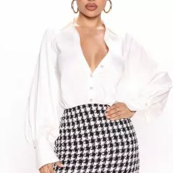 Fashion Nova Office Babe Mini Dress - White/Black -Fashion Nova Dresses Shop 06 14 22Studio2 ME RL 15 19 06 65 3244SSK WhiteBlack 1706 EH