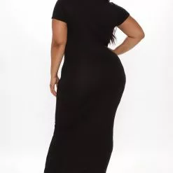 Fashion Nova True Facts Maxi Dress - Black 15 Fashion Nova True Facts Maxi Dress - Black -Fashion Nova Dresses Shop 06 15 20Studio3 MA MJ 11 07 55 30 D3301 Black 0168 PLUS WG