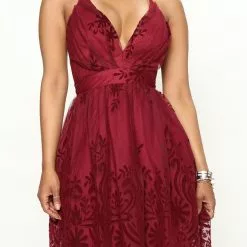 Fashion Nova Worth The Wait Tulle Mini Dress - Burgundy -Fashion Nova Dresses Shop 07 11 22Studio3 ME RL 11 54 21 10 BD04167A Burgundy P 1007 JB