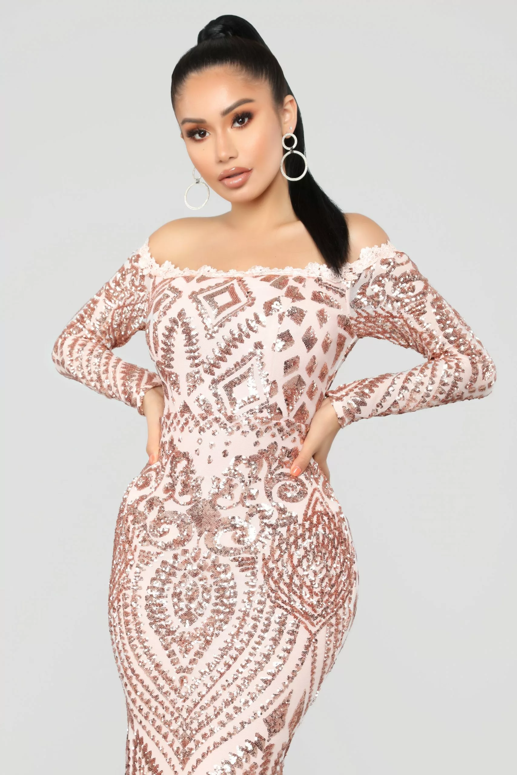 Fashion Nova Chloe RoseGold Sequin Dress - RoseGold 5 Fashion Nova Chloe RoseGold Sequin Dress - RoseGold - Image 3