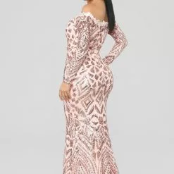 Fashion Nova Chloe RoseGold Sequin Dress - RoseGold 17 Fashion Nova Chloe RoseGold Sequin Dress - RoseGold -Fashion Nova Dresses Shop 07 17 18 Studio 2 13 25 08 1311 RoseGold0487 NT scaled