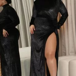 Fashion Nova Champagne Problems Velvet Maxi Dress - Black 11 Fashion Nova Champagne Problems Velvet Maxi Dress - Black -Fashion Nova Dresses Shop 07 18 22Studio6 RT KJ 10 23 43 6 DR1626 Black 8031 PLUS SG