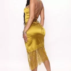 Fashion Nova Ava Satin Midi Dress - Chartreuse -Fashion Nova Dresses Shop 07 22 21Studio3 CE RL 10 39 51 1 FLN7 Chartreuse PR 0206 JB