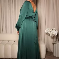 Fashion Nova Belle Maxi Dress - Emerald 13 Fashion Nova Belle Maxi Dress - Emerald -Fashion Nova Dresses Shop 08 02 22Studio5 SN DJ 14 28 58 22 MF21043 Emerald 0675 PLUS KS