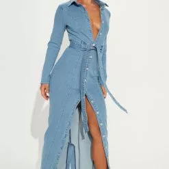 Fashion Nova Alyana Denim Maxi Dress - Medium Wash -Fashion Nova Dresses Shop 08 05 22Studio1 KJ JM 14 48 13 31 CAD1001 MediumWash 1955 JB