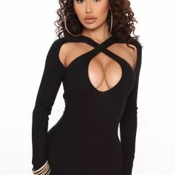 Fashion Nova Caught Looking Sweater Midi Dress - Black -Fashion Nova Dresses Shop 08 11 20Studio2 PA SD 13 50 40 27 1870FN Black 14572 RA