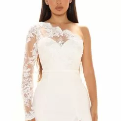 Fashion Nova Bonita Lace Maxi Dress - White 11 Fashion Nova Bonita Lace Maxi Dress - White -Fashion Nova Dresses Shop 08 11 21Studio2 JP RB 11 51 03 43 MF2397 White 9436 KS