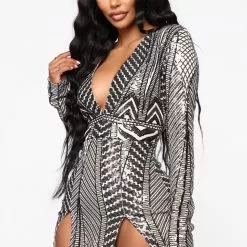 Fashion Nova Perfectly Split Sequin Mini Dress - Black/combo