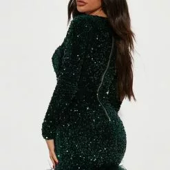 Fashion Nova Soleil Sequin Mini Dress - Emerald -Fashion Nova Dresses Shop 08 12 22Studio2 MS KP 11 34 40 39 5564DFN Emerald 2603 KL