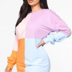 Fashion Nova Special Edition Tunic Sweatshirt - Multi Color 14 Fashion Nova Special Edition Tunic Sweatshirt - Multi Color -Fashion Nova Dresses Shop 08 13 19 Studio 2 MA 10 52 55 11 1251167FN MultiColor 2632 WG scaled