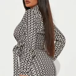 Fashion Nova Check Your Fax Satin Dress - Black/White -Fashion Nova Dresses Shop 08 15 22Studio2 ME SS 14 34 41 35 HF22H238 BlackWhite 3125 PB