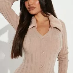 Fashion Nova Mia Knit Midi Dress - Mocha 9 Fashion Nova Mia Knit Midi Dress - Mocha -Fashion Nova Dresses Shop 08 16 22Studio2 MS 14 09 00 41 LT7442BN Mocha 3909 KS