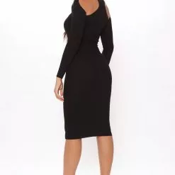 Fashion Nova Caught Looking Sweater Midi Dress - Black -Fashion Nova Dresses Shop 08 17 20Studio2 JP 15 16 09 20 1870FN Black 1035 RA