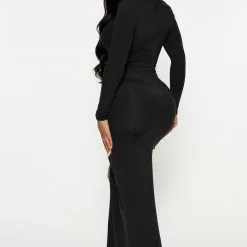 Fashion Nova Zola Maxi Dress - Black -Fashion Nova Dresses Shop 08 19 22Studio4 RT DJ 12 31 05 26 DR1918 Black R 3877 SG