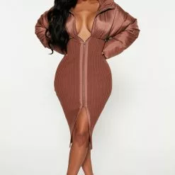 Fashion Nova Kim Puffer Midi Dress - Mocha -Fashion Nova Dresses Shop 08 19 22Studio4 RT DJ 15 22 00 44 LD7348BFN Mocha 4015 PB