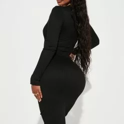 Fashion Nova Monika Ribbed Midi Dress - Black 7 Fashion Nova Monika Ribbed Midi Dress - Black -Fashion Nova Dresses Shop 08 24 22Studio2 MS Rene 14 38 17 24 RD47278L Black P 0408 PB
