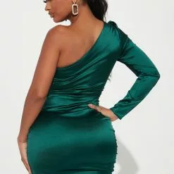 Fashion Nova Rosie Satin Mini Dress - Green -Fashion Nova Dresses Shop 08 26 22Studio2 RT AC 14 01 25 35 FE22H175 Green 0662 ES