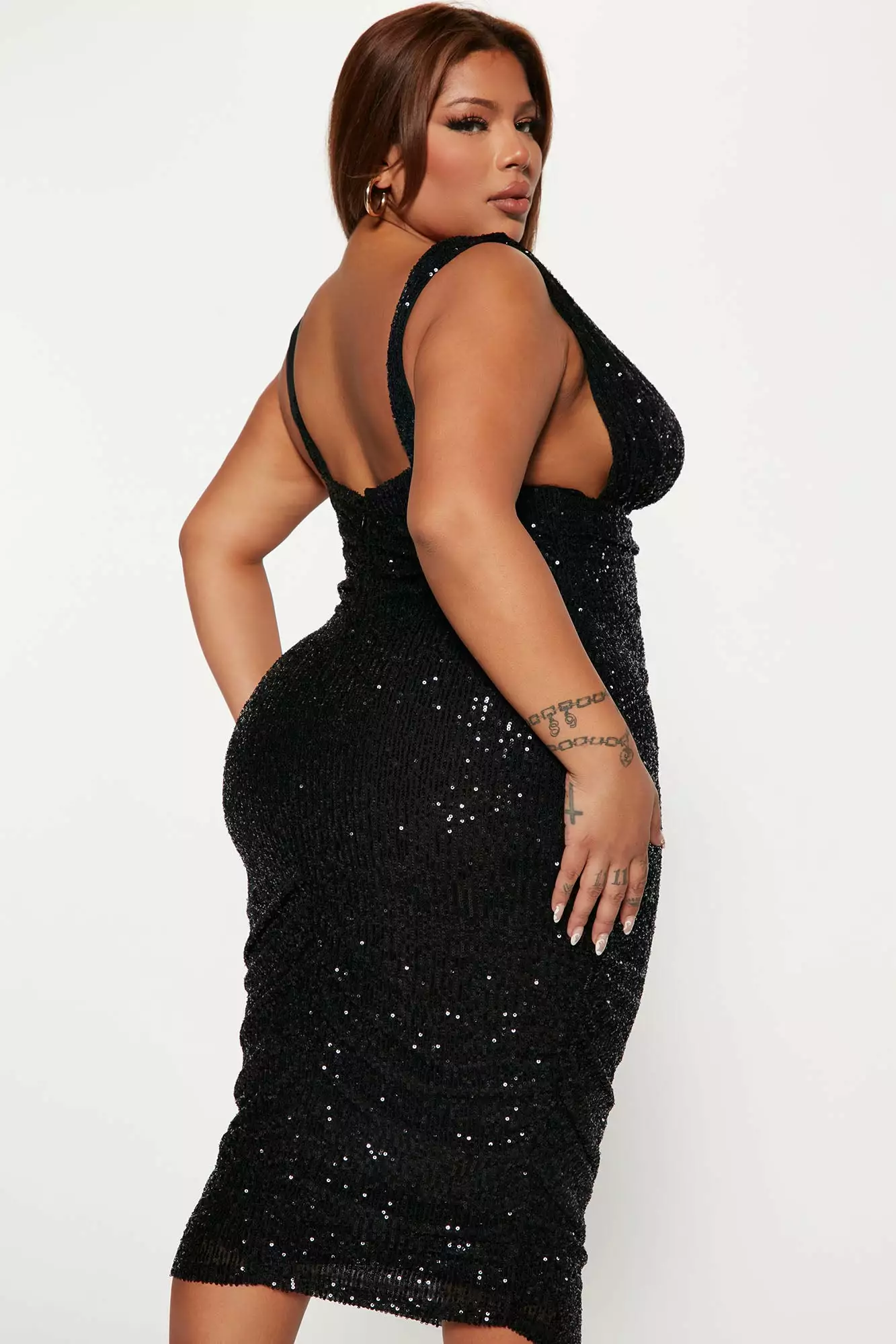 Fashion Nova Every Woman Sequin Midi Dress - Black 8 Fashion Nova Every Woman Sequin Midi Dress - Black - Image 6