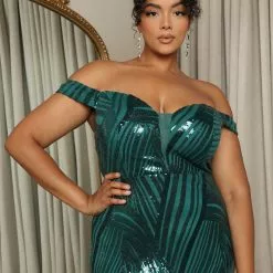 Fashion Nova Mona Sequin Maxi Dress - Emerald -Fashion Nova Dresses Shop 08 31 22Studio4 KS KP 10 50 57 20 9253LDP8 Emerald 4978 PLUS JB