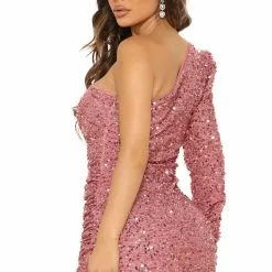 Fashion Nova Olivia Sequin Mini Dress - Pink -Fashion Nova Dresses Shop 09 02 21Studio2 RM KP 09 56 00 5 DR1635FN Pink 1061 WG