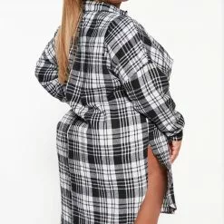 Fashion Nova Cabin Fever Flannel Midi Dress - Black/White -Fashion Nova Dresses Shop 09 06 22Studio3 DD KP 14 27 29 36 HF22G177 Blackwhite 0370 PLUS ES