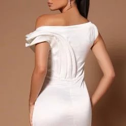 Fashion Nova Mali Maxi Gown - White -Fashion Nova Dresses Shop 09 07 22Studio7 CE RL 15 04 26 40 GW22C1259 White 0183 WG