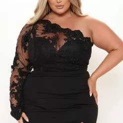 Fashion Nova Bonita Lace Maxi Dress - Black -Fashion Nova Dresses Shop 09 08 21Studio2 CE 11 18 41 20 MF2397 Black P 0631 PLUS KL
