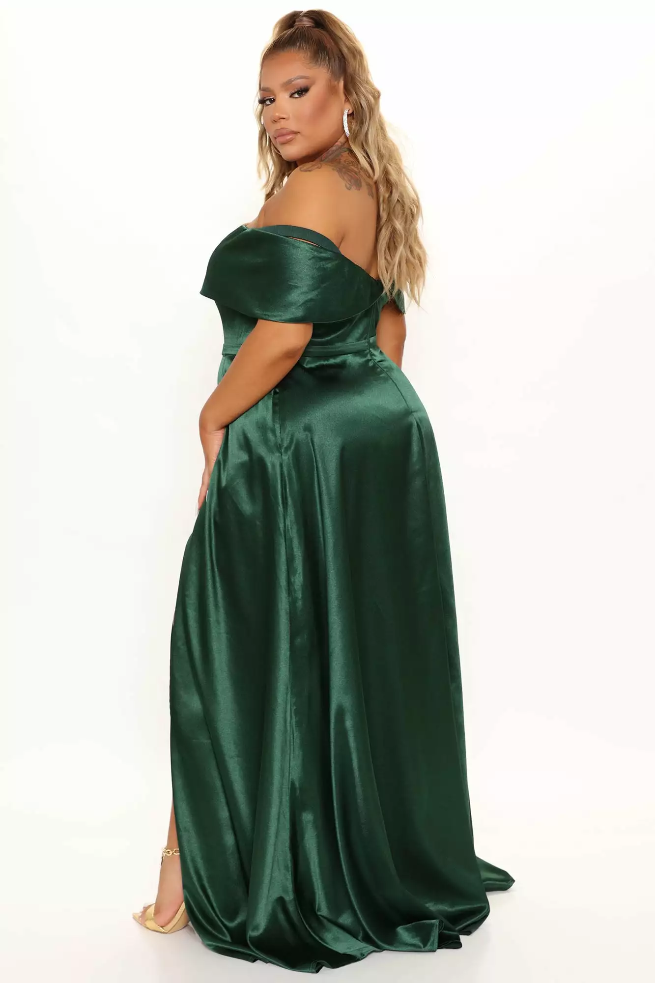 Fashion Nova Naomi Off Shoulder Maxi Dress - Emerald 9 Fashion Nova Naomi Off Shoulder Maxi Dress - Emerald - Image 7