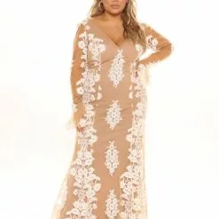 Fashion Nova Lydia Lace Maxi Dress - White -Fashion Nova Dresses Shop 09 10 21Studio1 SN RL 15 33 50 66 MF2732 White 3429 PLUS MH