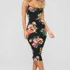 Fashion Nova Body Moves Midi Dress - Black Floral -Fashion Nova Dresses Shop 09 14 18 Studio 2 13 24 19 JD19788AP Black0600 JF scaled